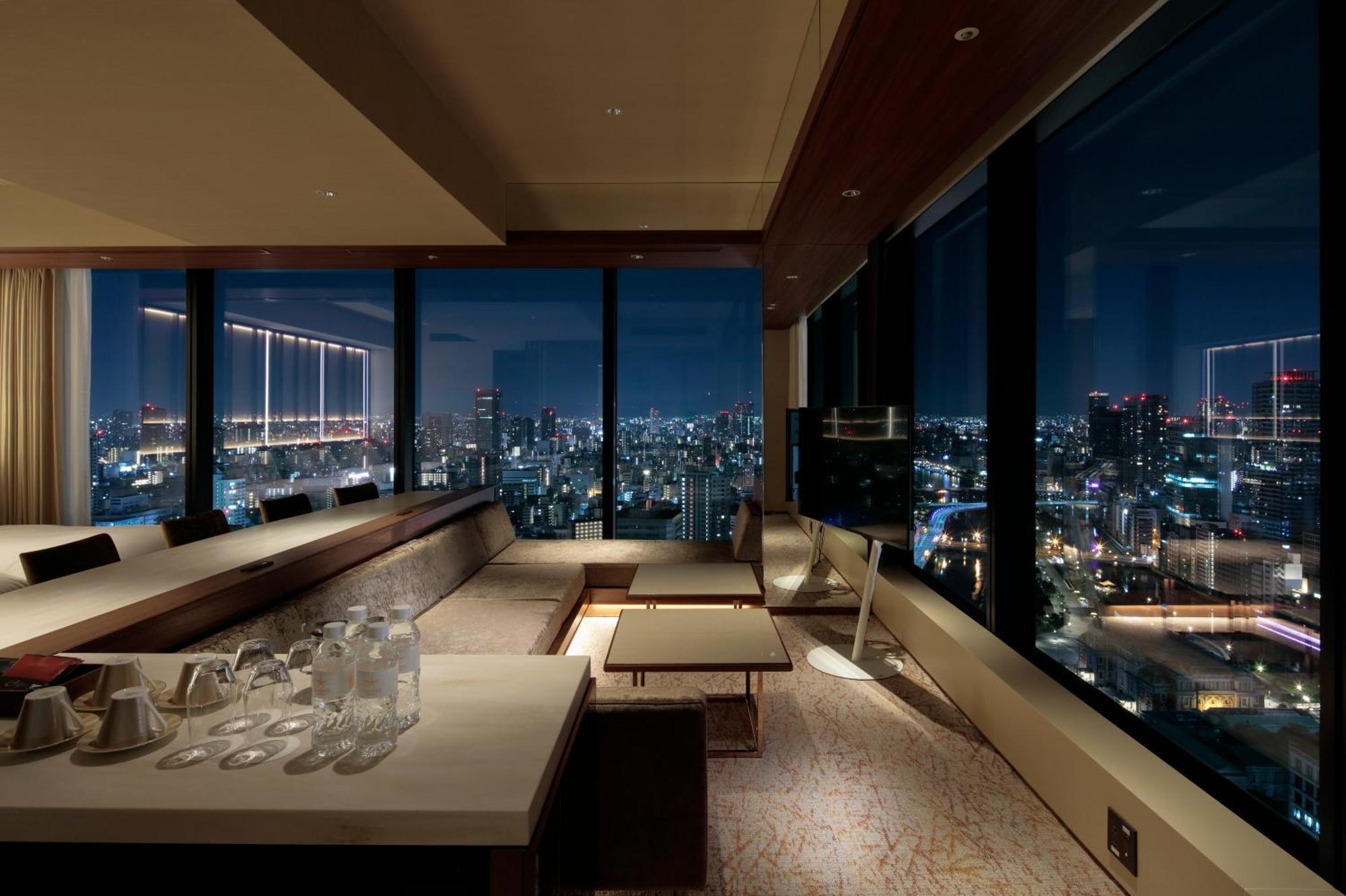 Candeo Hotels Osaka The Tower Exteriér fotografie